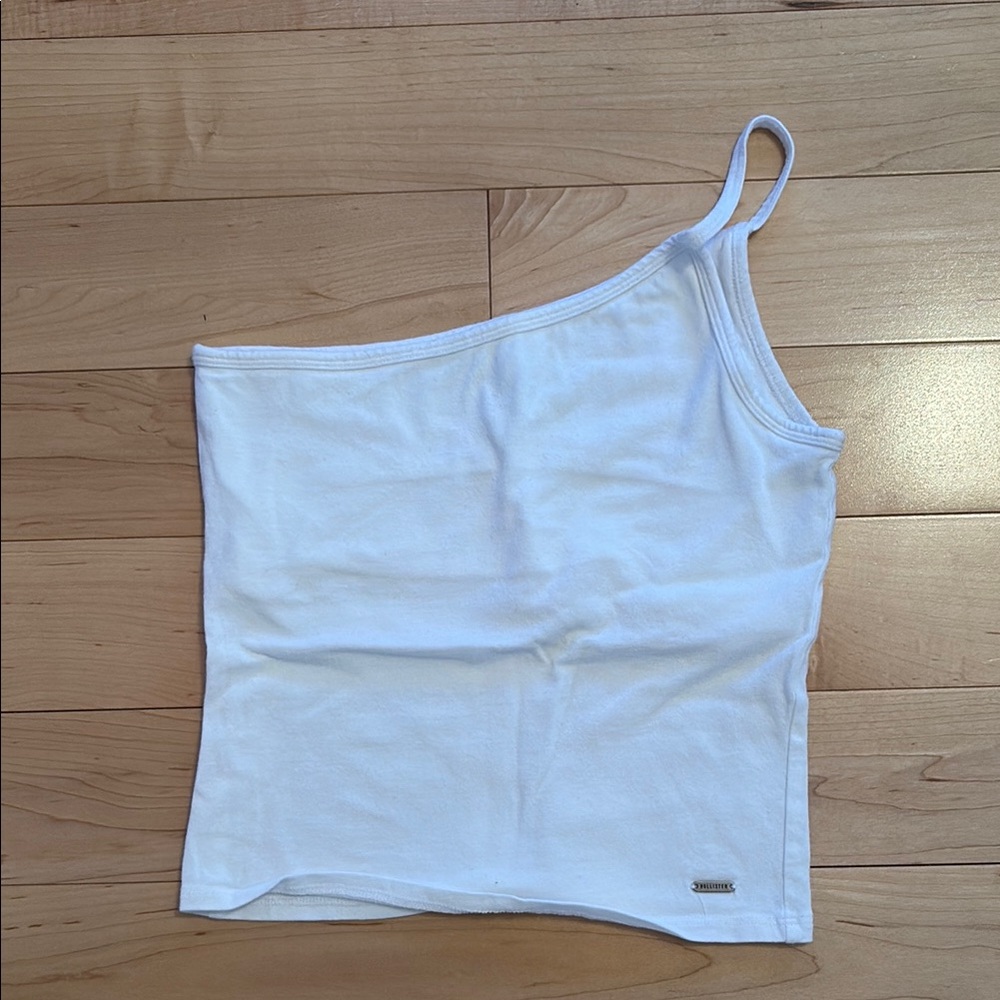 Hollister Women’s White One Spaghetti Strap Shoulder Tank Top
